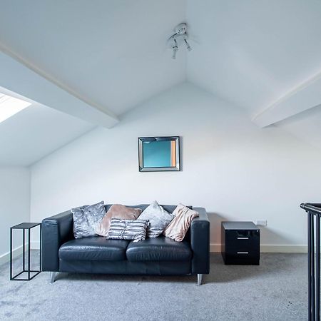 Heart Of Huddersfield Apt10 Bagian luar foto